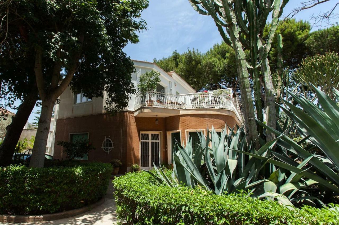 My Home In Mondello Palermo Exterior photo